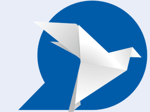 KI generiert: Das Bild zeigt einen weißen Origami-Vogel vor einem blauen Kreis. Der Hauptinhalt des Bildes ist der Origami-Vogel.
